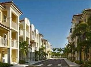 18402 NE 27th Ct, Aventura, FL 33160