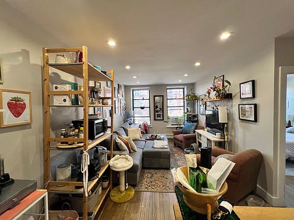 4th image of 654 Saint Marks Ave APT 3A