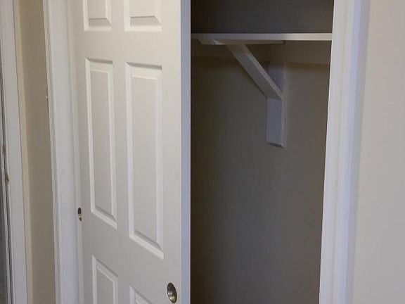 4th image of 1807 Widener Pl #2B