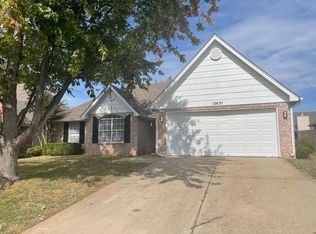10631 E 115th St S, Bixby, OK 74008