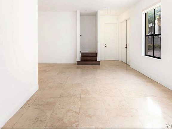 4th image of 3024 McDonald St #1