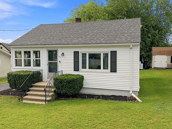 3rd image of 46 Lupine Rd