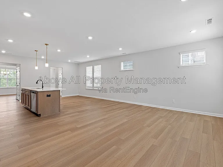 204 White Oak Garden Way — Photo 23
