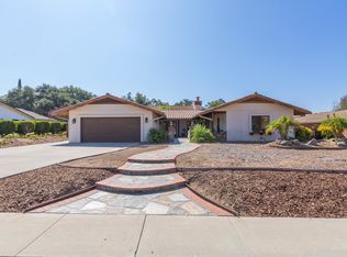 2748 Secret Lake Ln, Fallbrook, CA 92028