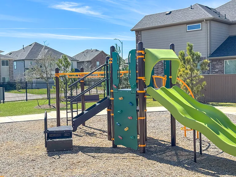 28503 Hannahs Harbor Ln — Photo 26