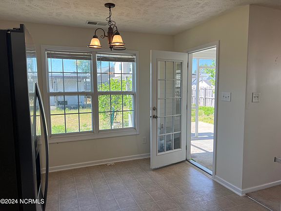 4th image of 545 Bellgrove Drive