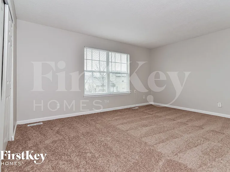 1116 Fontana Ct — Photo 8