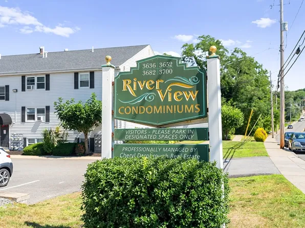 3652 N Main St APT 10, Fall River, MA 02720