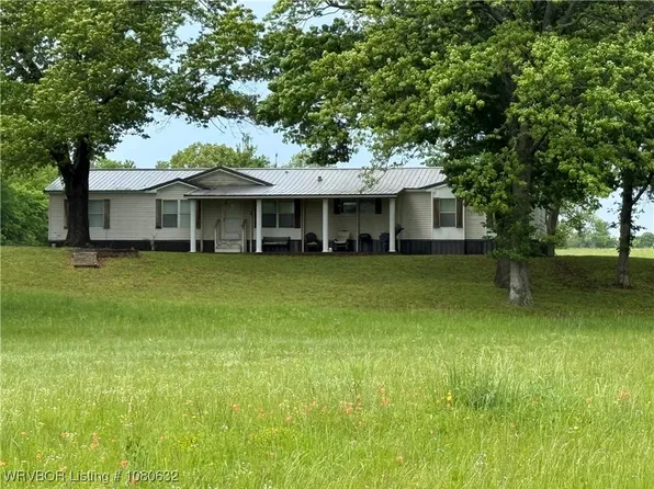 465207 Highway 141, Gans, OK 74936
