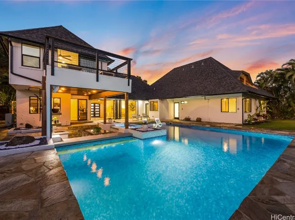 4821 Kaimoku Way, Honolulu, HI 96821