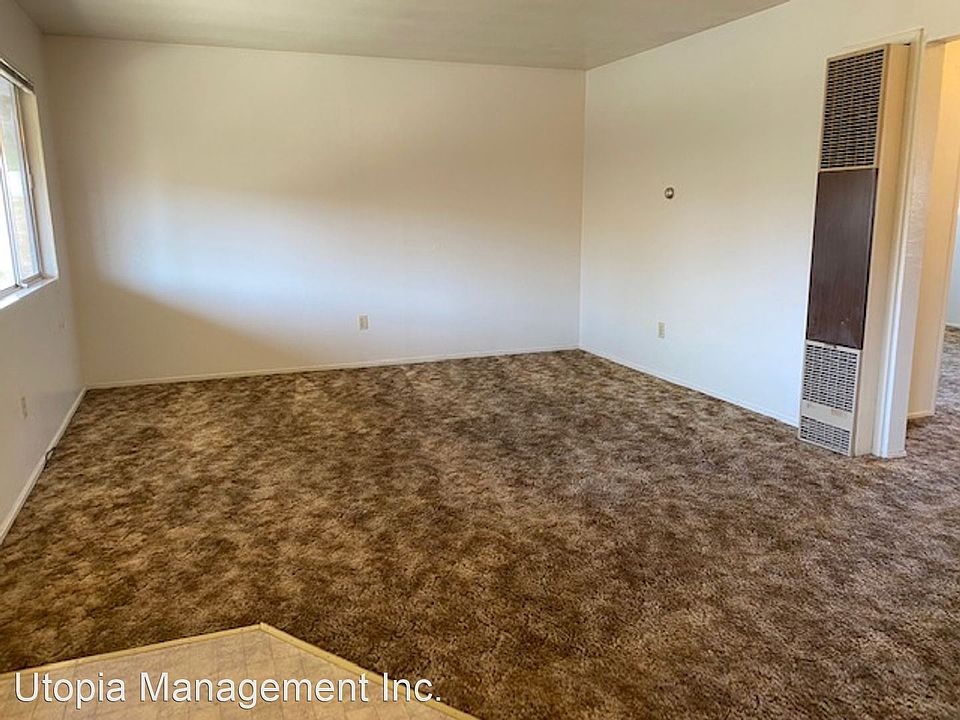 1st image of 930 Paiute Ln APT 16