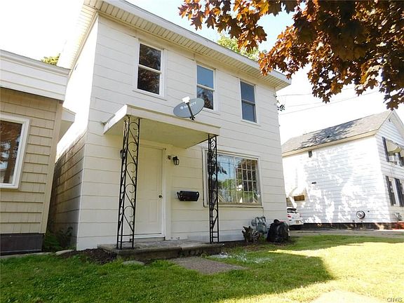3rd image of 129 E Oneida St