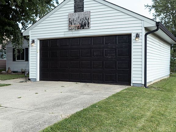 3rd image of 5925 Parterra Dr