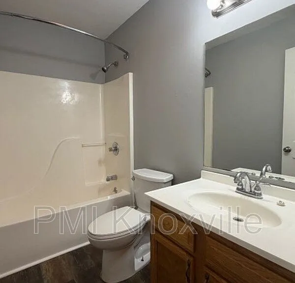 4136 Larigo Dr — Photo 18
