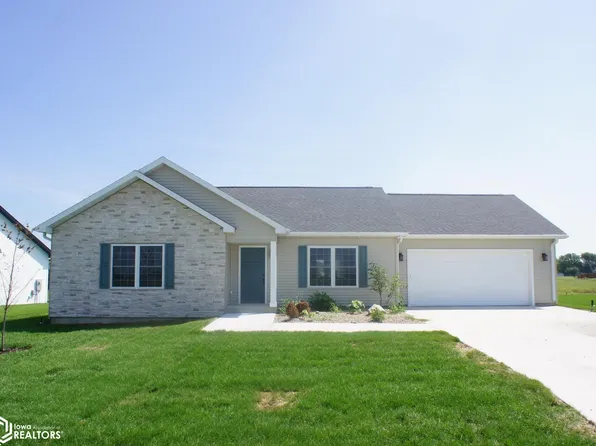1005 Lewis Dr, Webster City, IA 50595