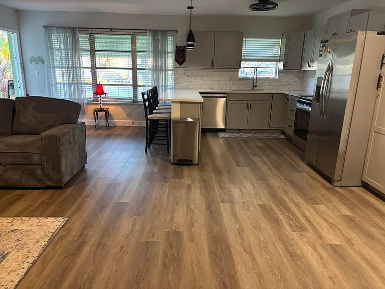 211 Country Ln #C — Photo 3