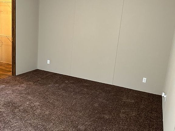 4th image of 2401 SE 44th St Lot 40