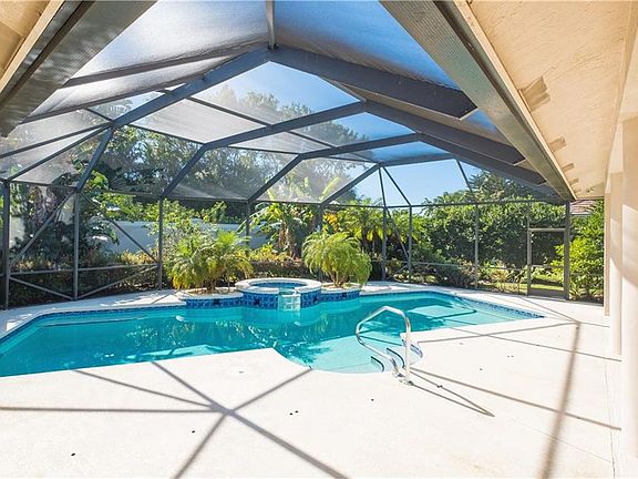 2nd image of 5964 SE Glen Eagle Way