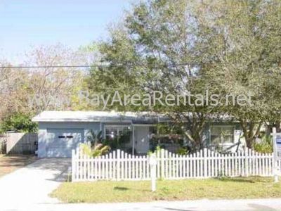 8719 N 52nd St, Tampa, FL, 33617