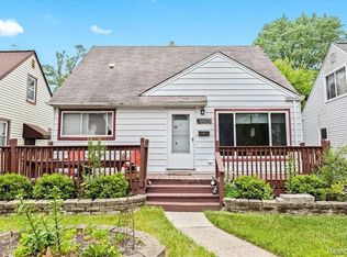 18450 Denby, Redford, MI 48240