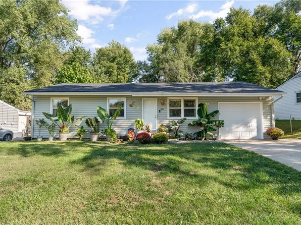 5121 N Corrington Ave, Kansas City, MO 64119