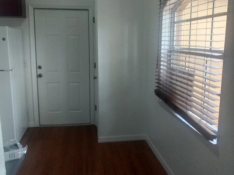 322 Arrowroot Rd — Photo 3