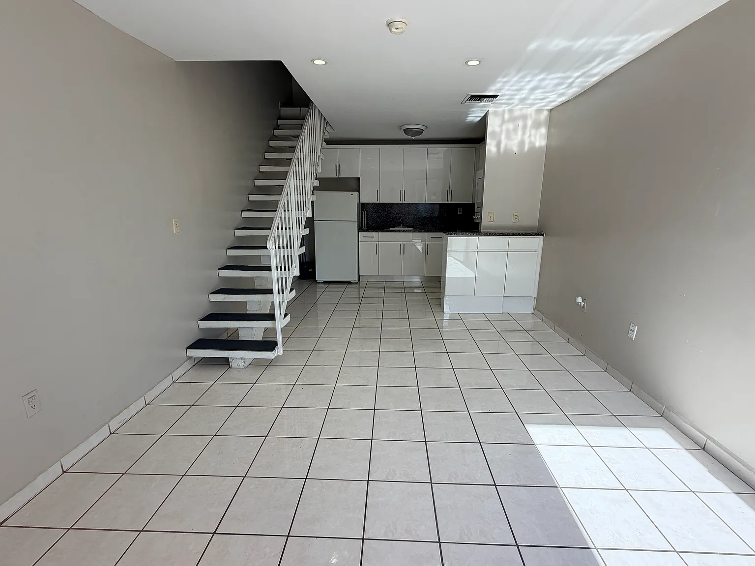 1 bed, 629 sqft, $1,750 — Photo 2