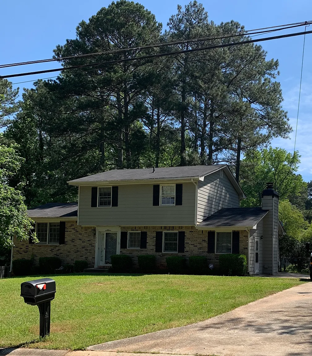 1003 Strawberry Ln photo 1