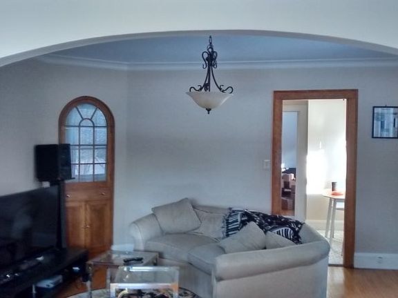 4th image of 1471 Portland Ave APT 1