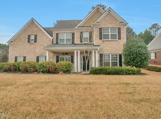 525 Victory Cir, Loganville, GA 30052