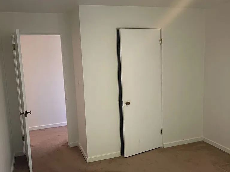 1800 Taylor Ave N #2 — Photo 9