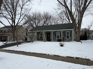 1230 Meghan Ave, Algonquin, IL 60102