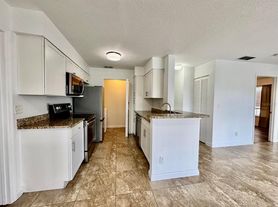 1079 S Hiawassee Rd, Orlando, FL