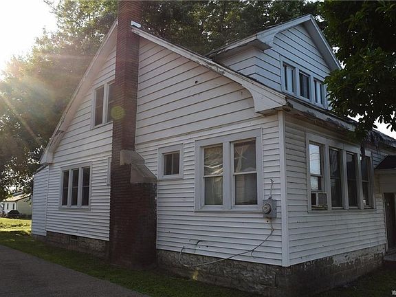 2nd image of 3621 S Park Ave
