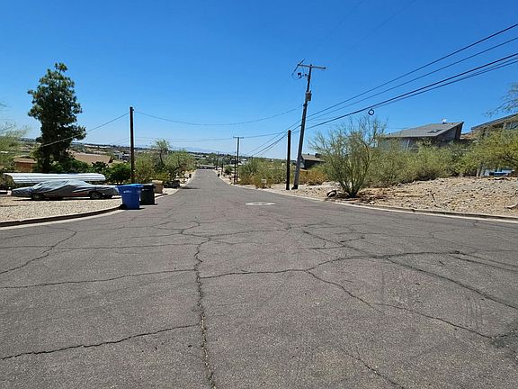 5th image of 1335 W Shangri La Rd