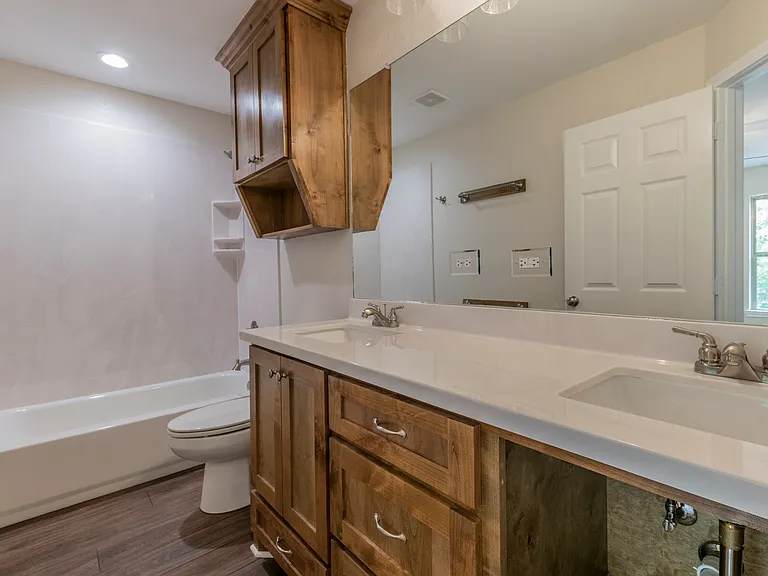 123 Patriot Cir #123 — Photo 9