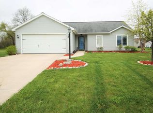 438 Old Bog Rd, Avilla, IN 46710