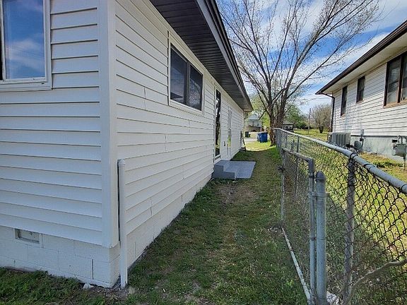 5th image of 4145 S 41st West Ave