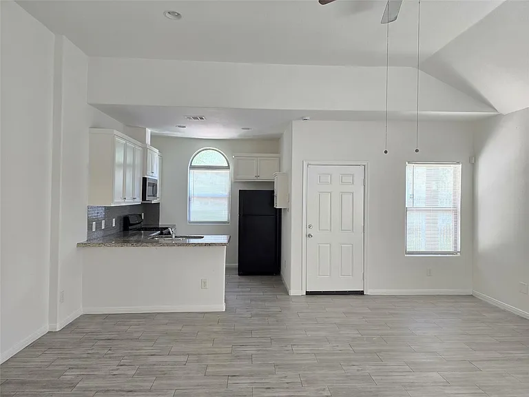 3702 Wylie St #B — Photo 3