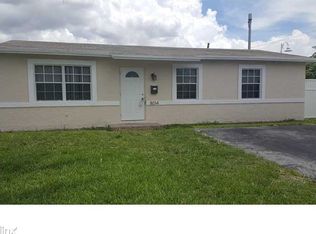 8014 SW 7th Ct, North Lauderdale, FL 33068
