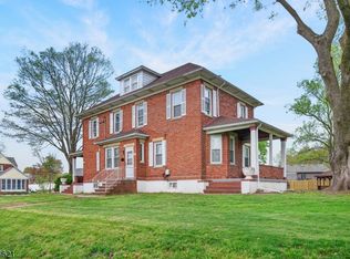 914 Old York Rd, Raritan Boro, NJ 08869