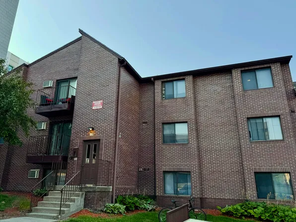 19 E Burlington St, Iowa City, IA