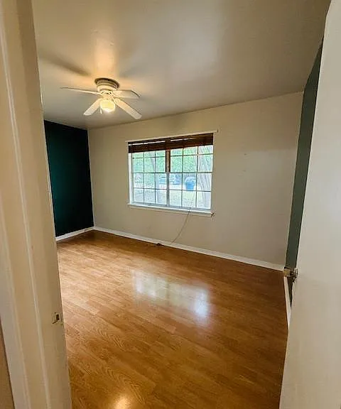2705 Sherwood Ln — Photo 8