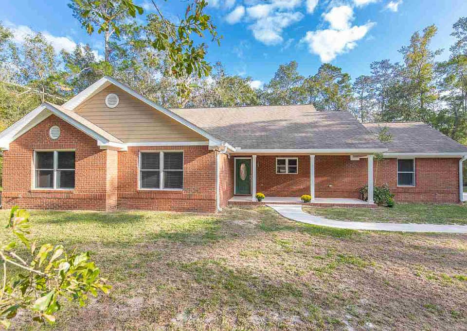1st image of 173 Oakwood Trl