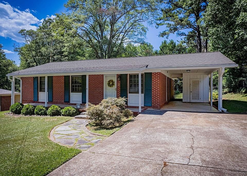1st image of 42 Willow Dr