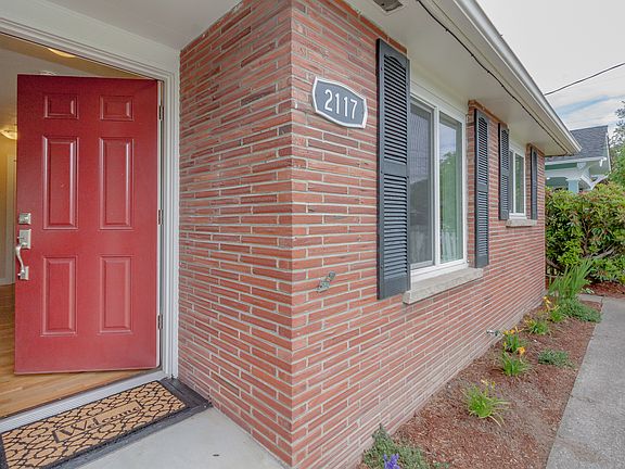 2nd image of 2117 Griffin Ave