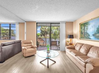 1101 Colony Point Cir APT 207, Pembroke Pines, FL 33026