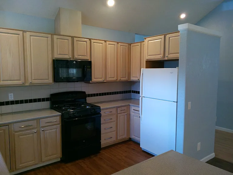 7950 Canyon Dr — Photo 6