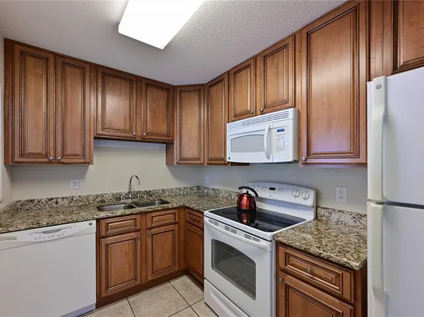 390-301 Boulevard W #4A, Bradenton, FL 34205