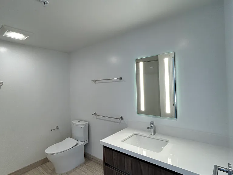 1515 Liona St #1011 — Photo 6
